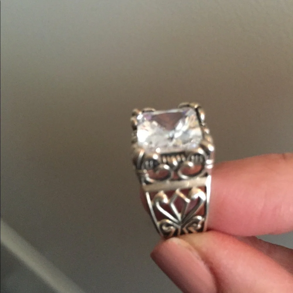 Silpada Silver Ring with Clear Square Stone - Picture 4 of 4